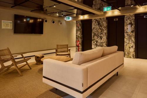 Omid Saldanha Hotel