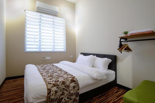 Gurney Terrace 9