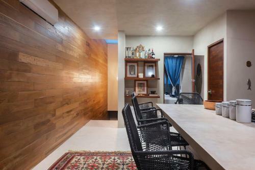 Apartamento Enchanting 4 Bedroom Ph, Steps From The Beach