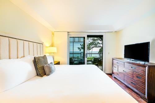 Cliff View II