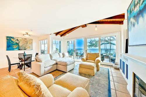 Cliff View II