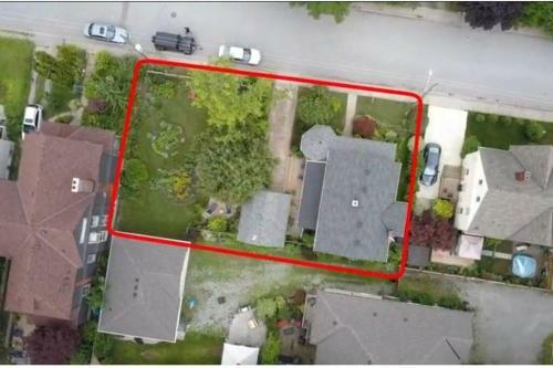 Garden 2 Storey House