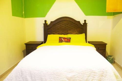 Bed & Breakfast Rooms Chile Mexicano