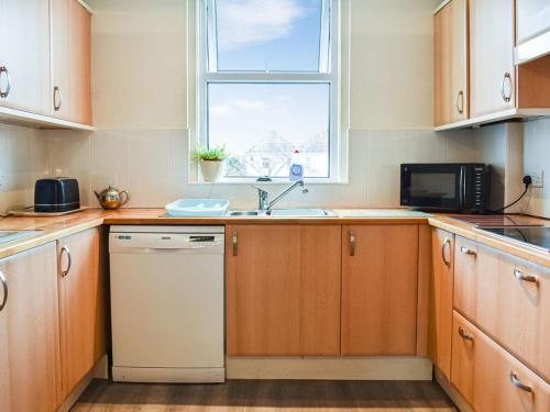 Lowther Apartment