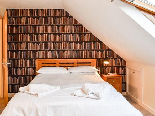 Lowther Apartment