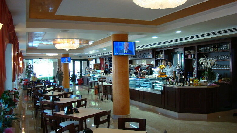 Fashion Hotel