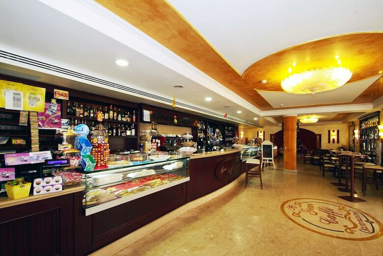 Fashion Hotel