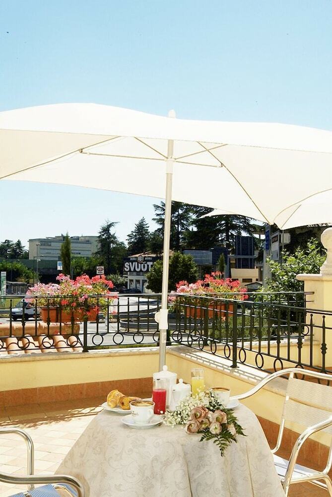 Fashion Hotel