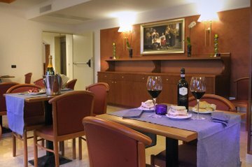 Fashion Hotel
