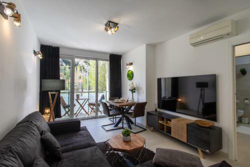 Lucky Apartment Omi?