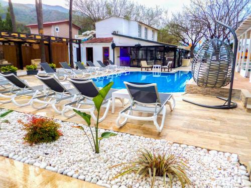 Zulu Hotel
