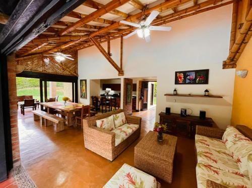 Villa Alegre - Fincas Panaca