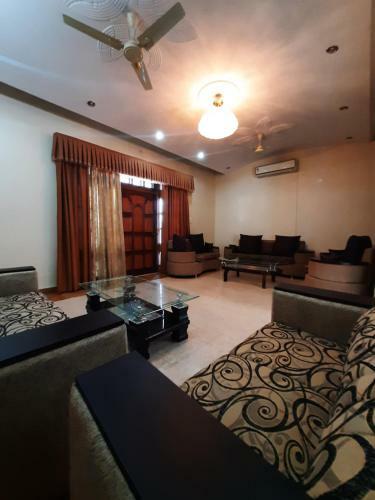 Hill View 3 Bedroom Villa/ 30 Km From Nainital
