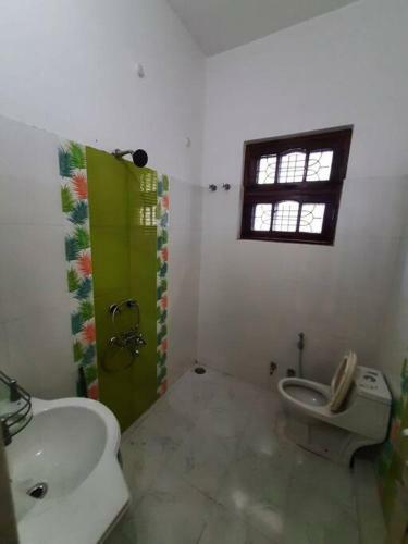 Hill View 3 Bedroom Villa/ 30 Km From Nainital