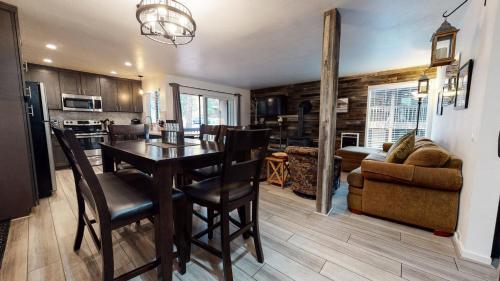 Apartamento Mammoth Estates Condo - Free Parking & Pet Friendly