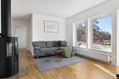 Havsn�ra Nybyggd Modern Villa Uthyres �ret Runt!