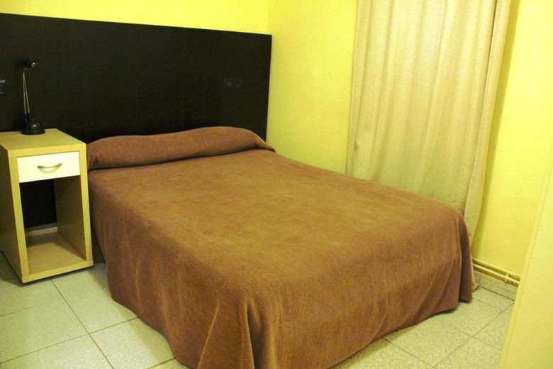 Hostal Baires