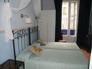 Hostal Center Inn