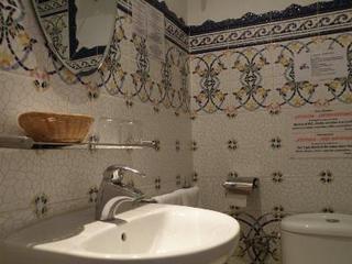 Hostal Center Inn