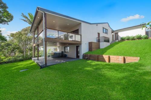24 Hibiscus Crescent
