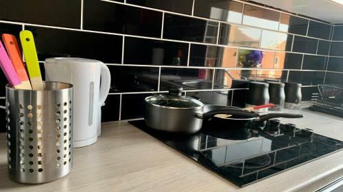 Apartment In City Centre, 4 Guests, Car Park