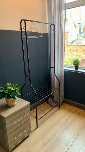 Apartment In City Centre, 4 Guests, Car Park