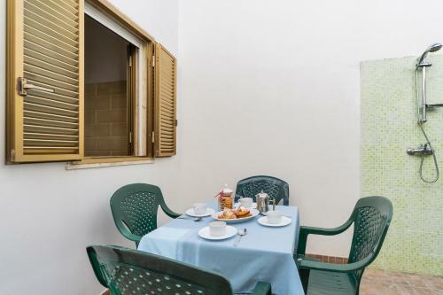 Soleado Apartments