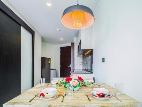 1 Bed Sea View Apartment Close To Beach - A32