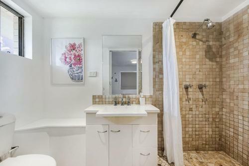 Apartamento Lovely 2bd Unit, Patio And Views. Best Weekly Rate