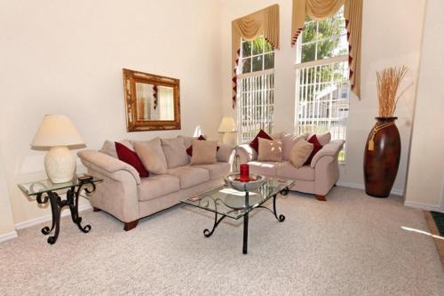 Luxury Meets Comfort In This 5 Bdm Villa With Pool Villa