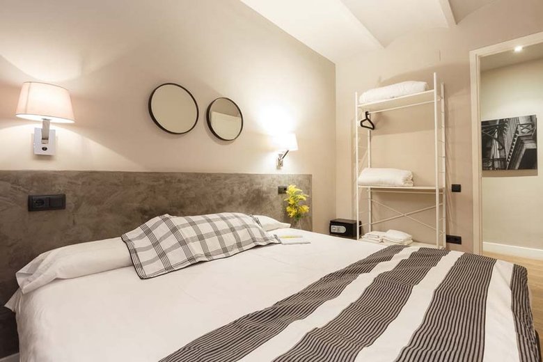 Ainb Eixample-miro Apartments