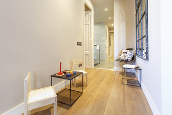 Ainb Eixample-miro Apartments
