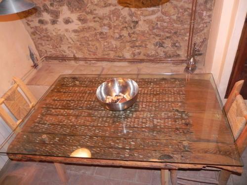 Baix Empord�. Incre�ble Casa En Pueblo Medieval