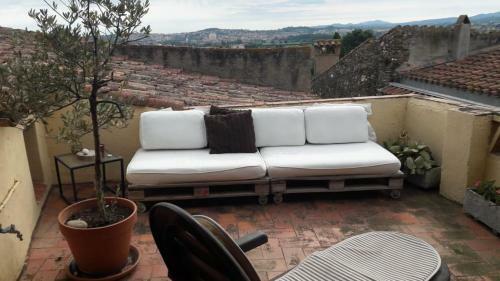 Baix Empord�. Incre�ble Casa En Pueblo Medieval
