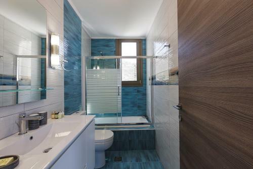 Fotinari Livadia Villa With Exclusive Sea View