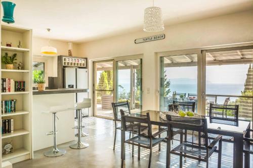 Kaminia Beach Villa