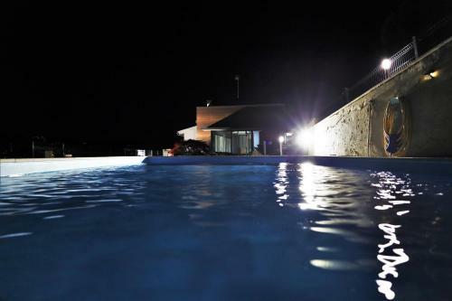 Villa Land'him House