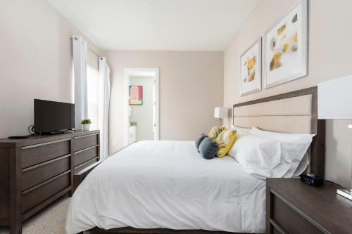 Hotel Summerville Resort 4 Bedrooms Villa
