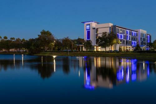 Hotel TRYP By Wyndham Orlando