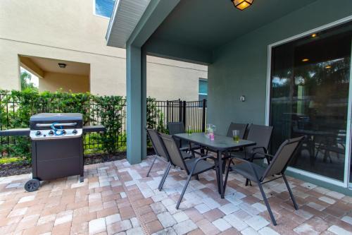 Encore Resort 5 Bedroom Vacation Home With Pool (2007)