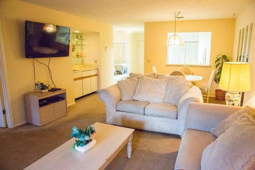 Clubview Country Club Condo