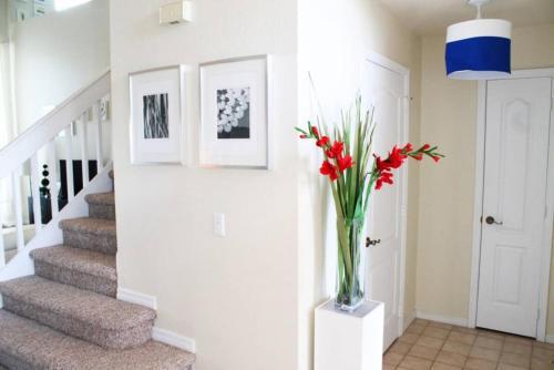 Ventura Place Country Club Home