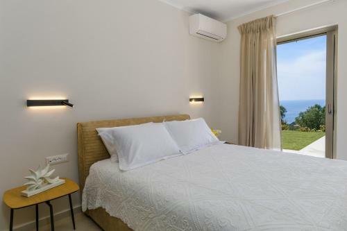 Charis - Zeus Blue Villas, Kefalonia