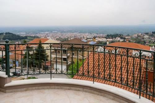 Apartamento Veria Panorama Luxury Suite With Garden.