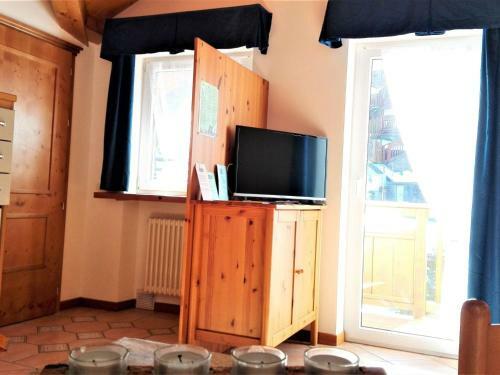 Welcoming Apartment In Dimaro Close To The Centre