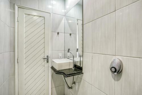 Oyo Nobs Hotel