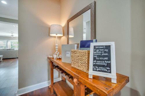 Waterside Retreat - Tons Of Amenities, Close To Everything!