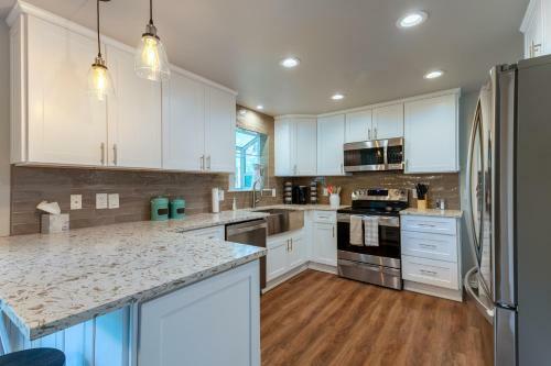 Tranquility Base - Family Fun Modern Farm House