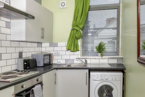 Westbourne Central Studio Apartments