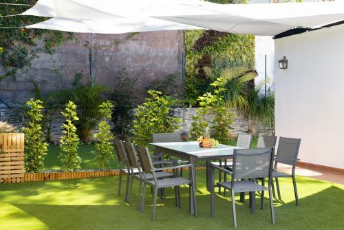 Villa Home2book Design Asian Sabina, Heated Pool & View